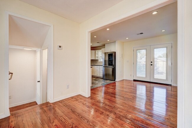 Photo - Adorable remodel at Lake Hefner
