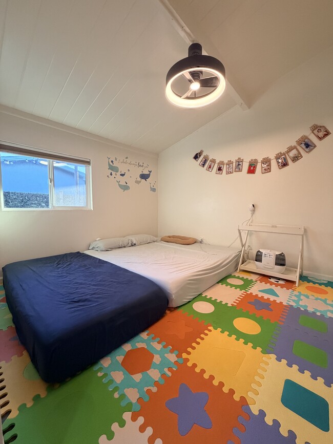 Photo - 11914 Volunteer Ave