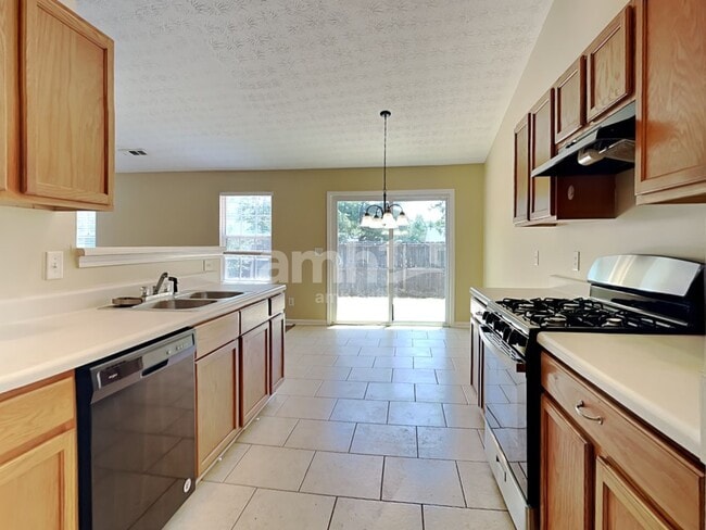 Photo - 3211 Deer Valley Dr NW