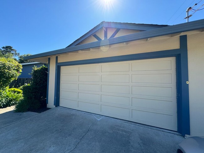 Photo - 1956 Parrott Dr