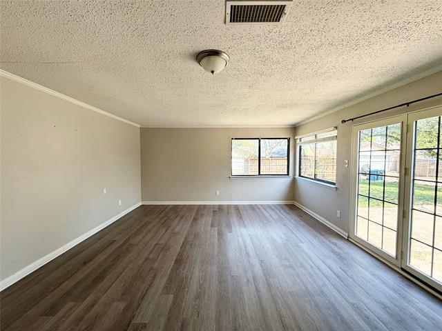 Photo - 2107 Rockwood Dr