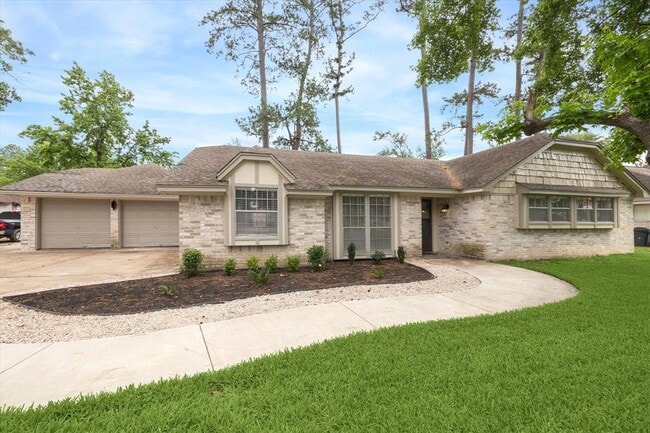 Photo - 13910 E Cypress Forest Dr House