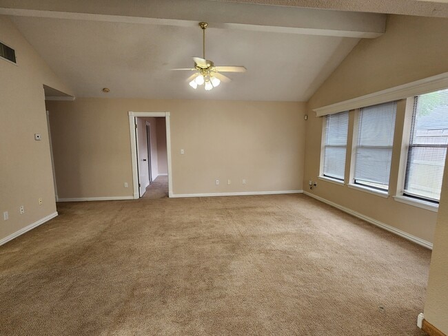 Photo - 7933 Wolverine Dr