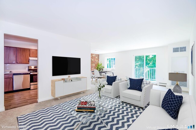 Building Photo - 3900 Park Ave