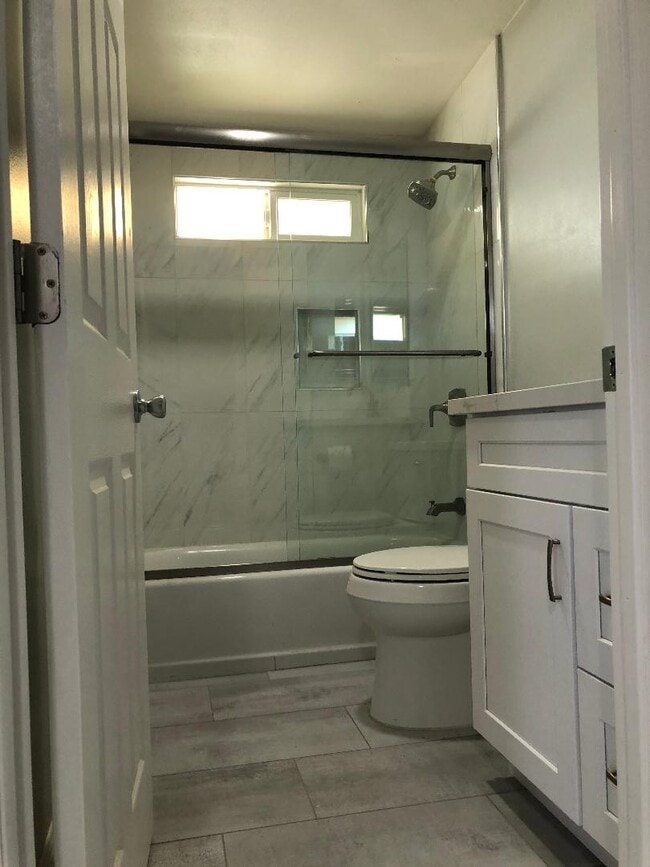 4221 W Roberts Dr Unidad B