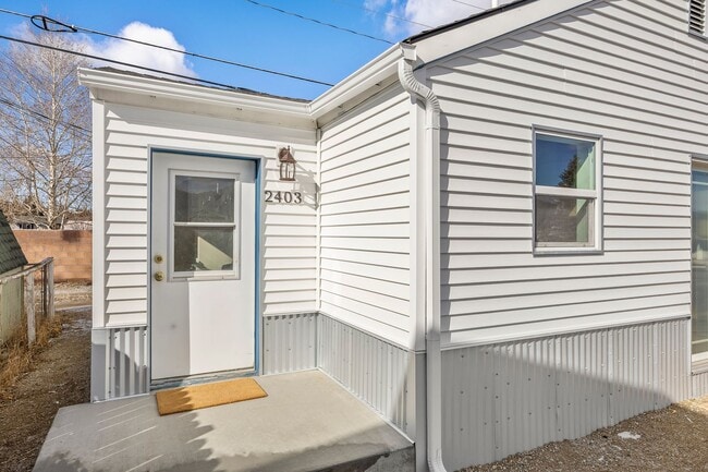 Photo - 2403 S Main St