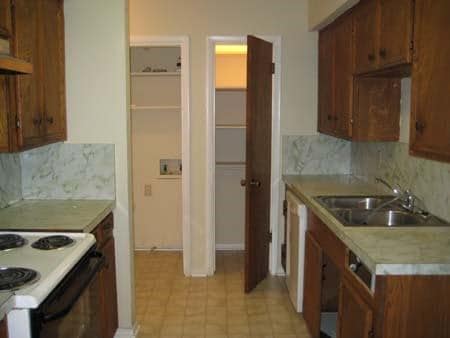 Photo - 608 N McKinney St