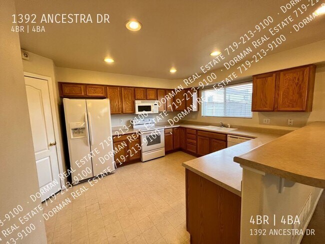 Photo - 1392 Ancestra Dr