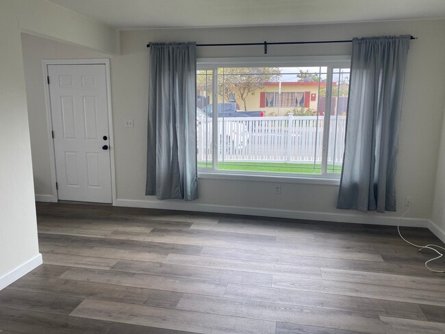 Photo - 1440 Fern Ave