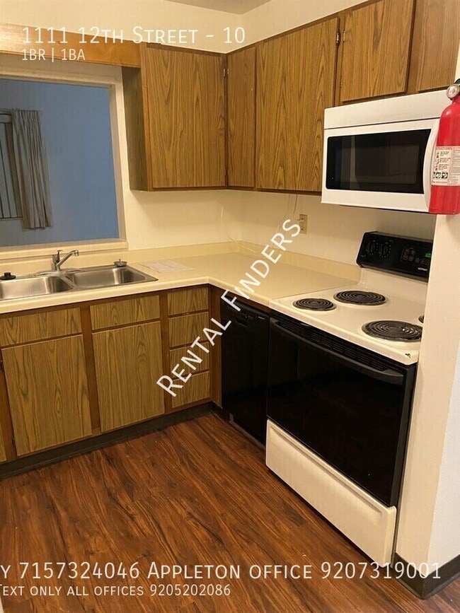 Building Photo - 1111 12th St Unit 10