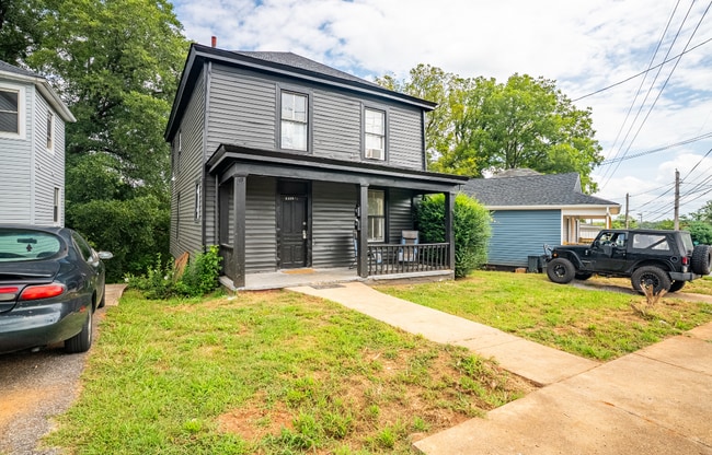 2228 Tulip St