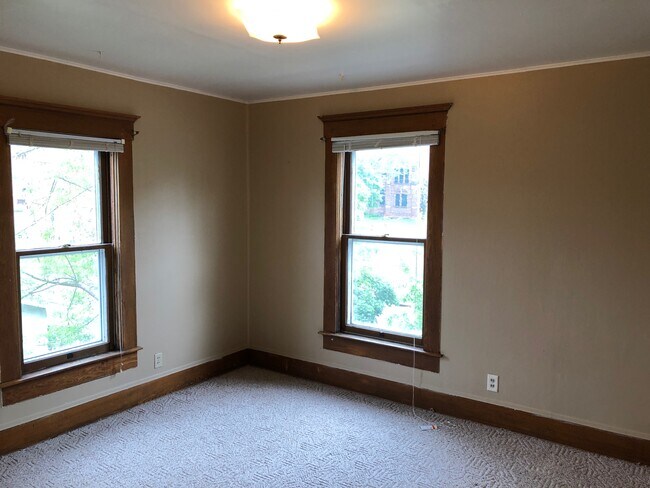 Photo - 1016 3rd Ave Unit 3