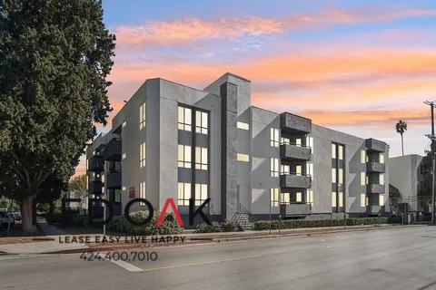 Photo - 856 S Gramercy Dr Unit 209