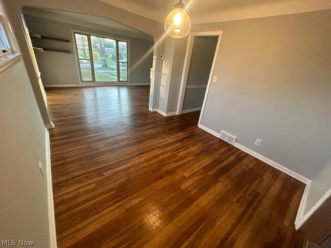 Photo - 14305 Washington Blvd