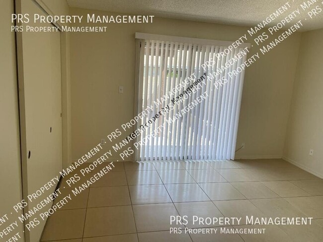 Photo - 1532 E El Parque Dr