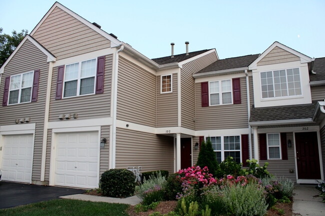 Building Photo - 2219 Waterleaf Ct Rental