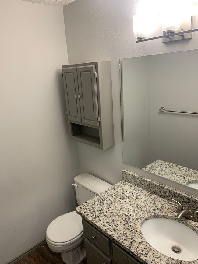 Photo - Cozy 2 bedroom 1 1/2 bath in Friendship ISD!
