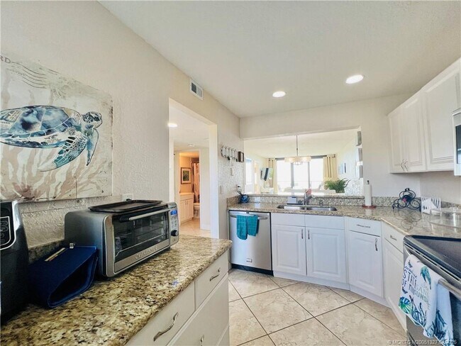 Photo - 4250 N Hwy A1A Unit 302
