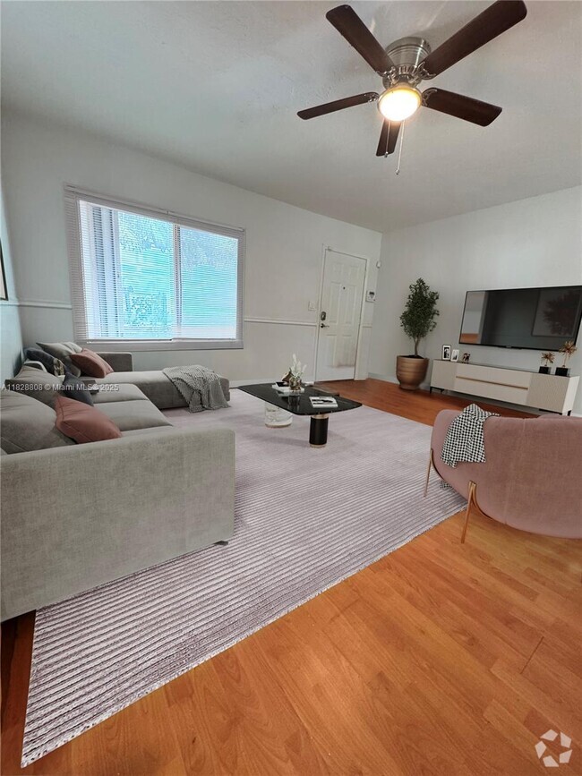 Building Photo - 5843 SW 62nd St Rental