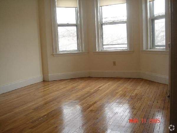 Building Photo - 157-155 Hemenway St Unit 12 Rental