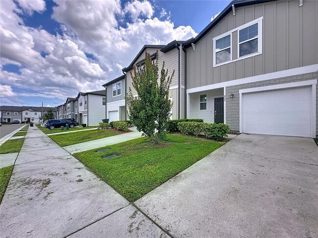 Photo - 927 Reserve Pl