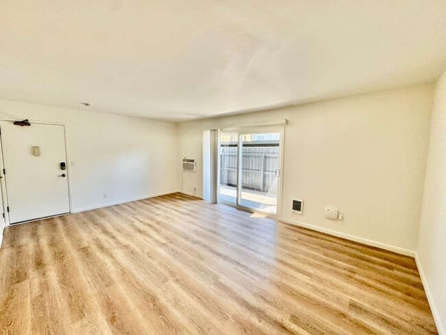 Photo - 495 Ignacio Blvd Unit 266