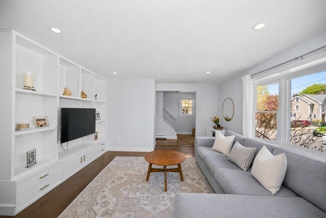 59 Wyvern St