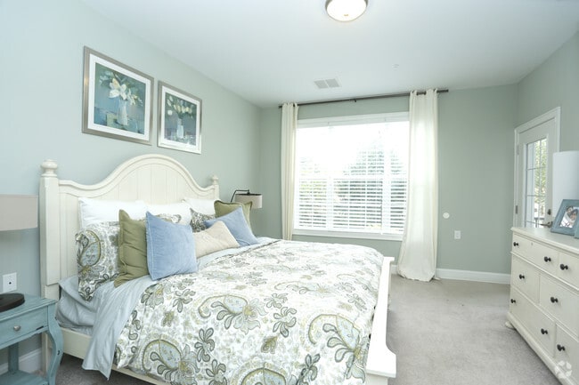 Two Bedroom (Cypress I) - Master Bedroom