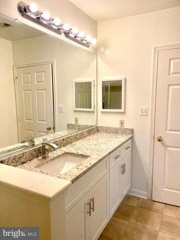 Photo - 20292 Beechwood Terrace Unidad 201