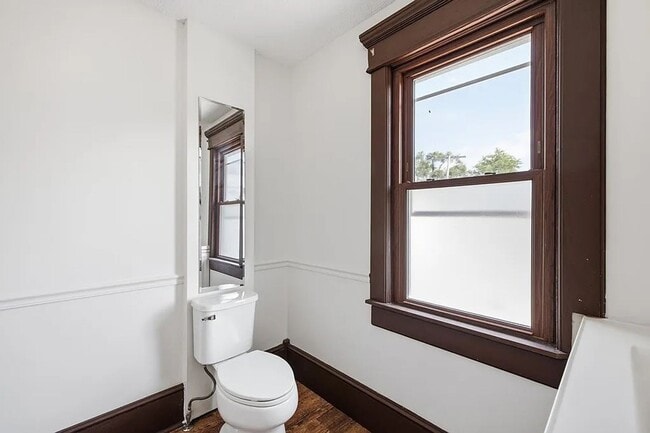 Photo - 174 Marion Ave