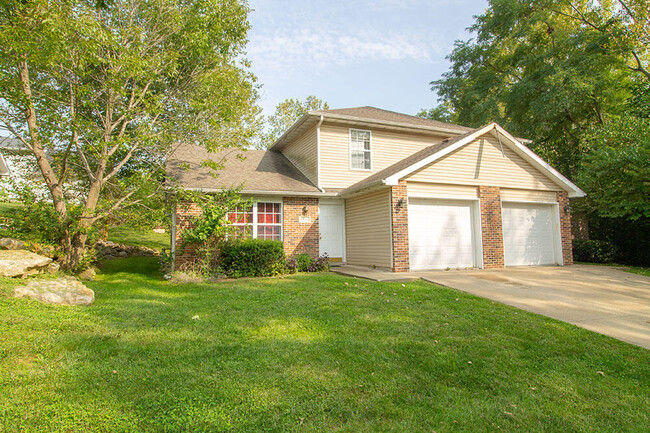 Photo - 1326 Godas Cir Townhome