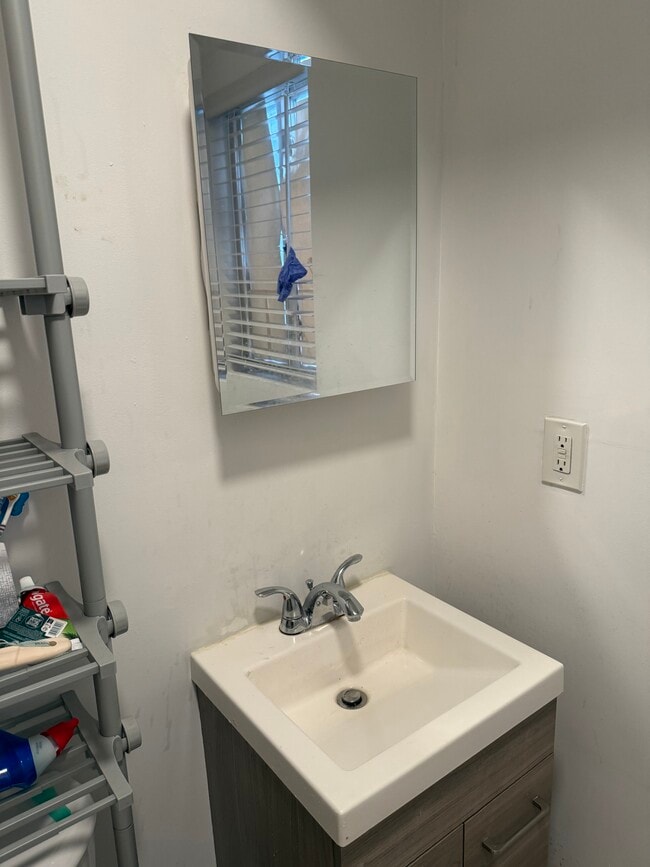 Photo - 36 Mersereau Ave Unit Floor 1