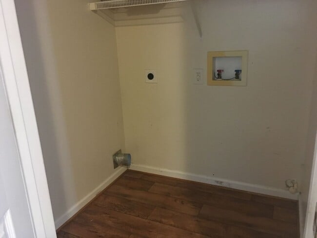 Photo - 107-111 Aidens Way Unit 107