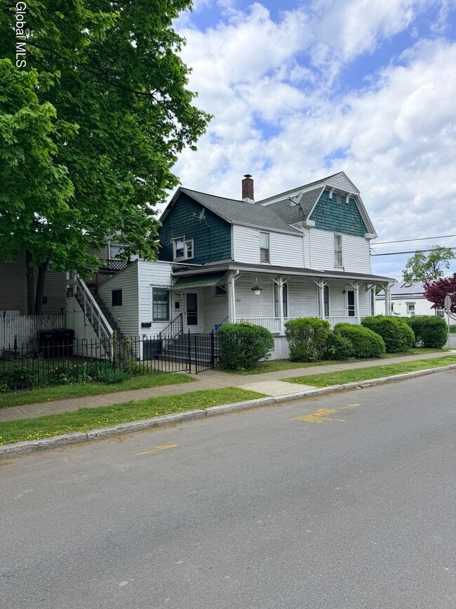 Building Photo - 499 6th Ave