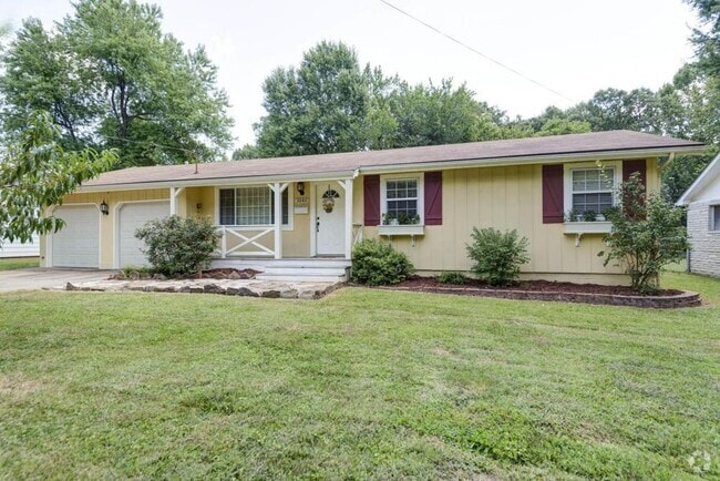 Building Photo - 1040 S Bruce Rental