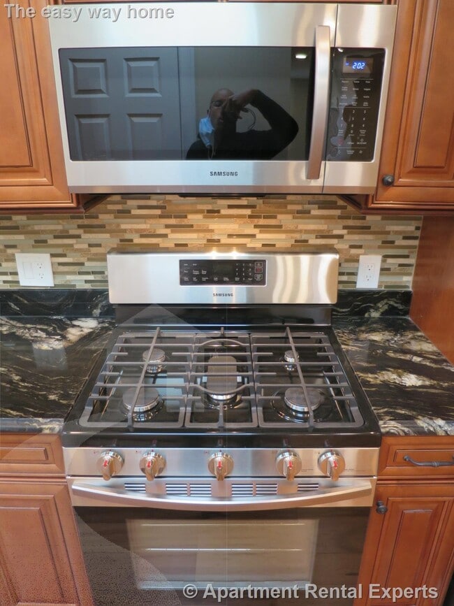 Photo - 136 Inman St