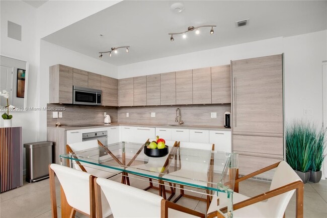 Photo - 400 Sunny Isles Blvd Unidad 116