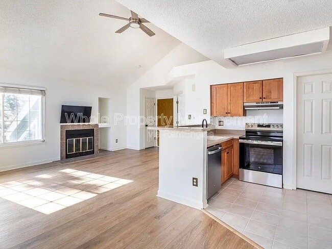 Photo - 886 S Reed Ct Unit Apt H