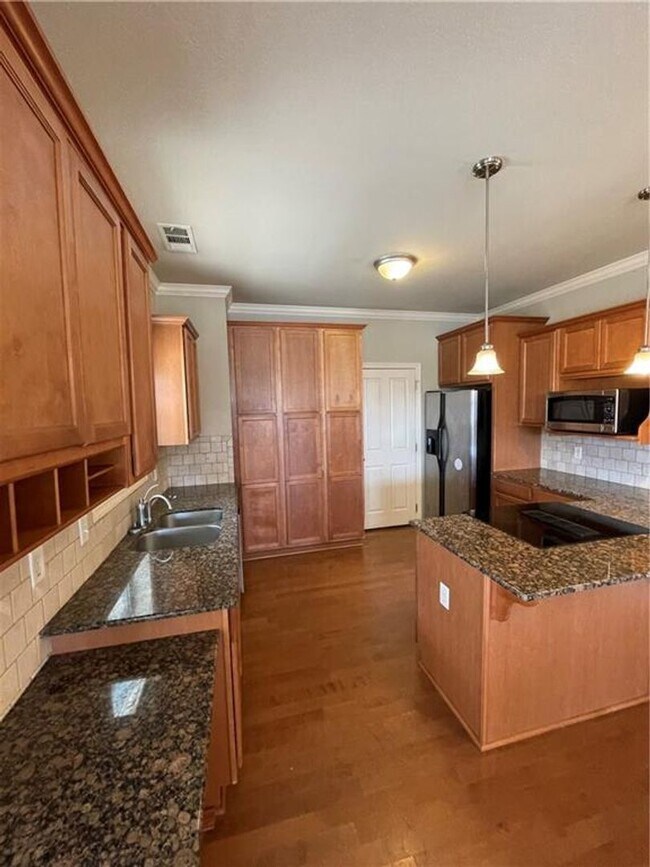 Photo - Nice Row Home in W Fayetteville in Rupple Row