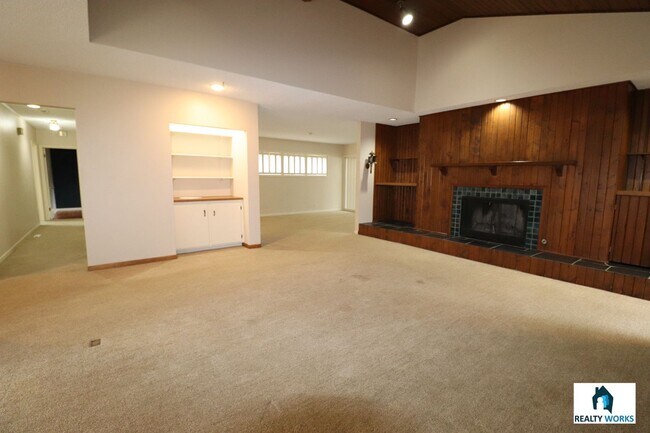Photo - Amazing 2 bed Home!