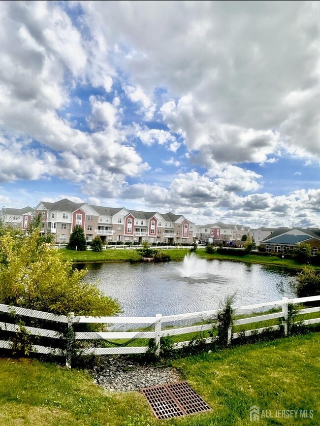 790 Harbortown Blvd