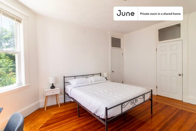 Photo - Room in Shared 5 bed/2 bath home Unit C