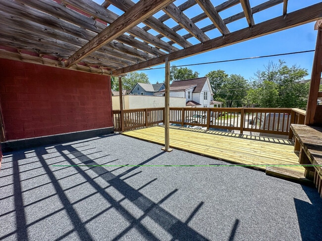 Photo - 2039 Winnebago St Unit 5