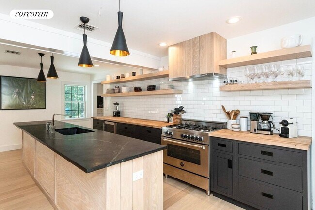 Photo - 62 Turtle Cove Dr