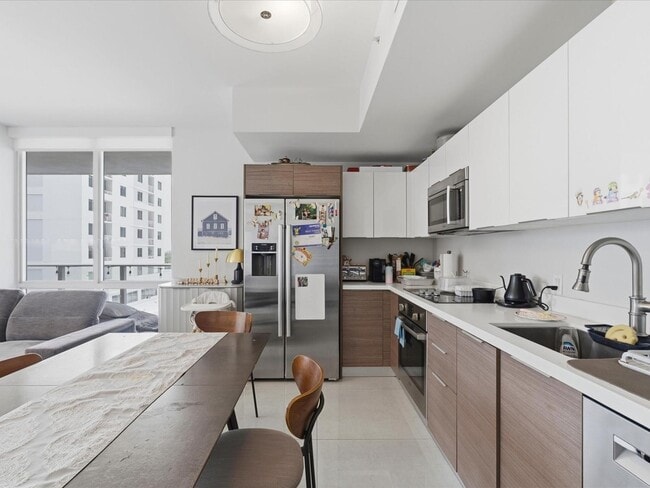 Photo - 1010 SW 2nd Ave Unit 1009
