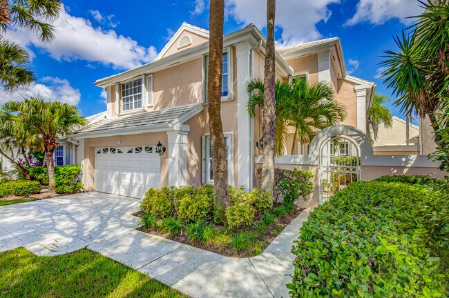 17 Selby Ln