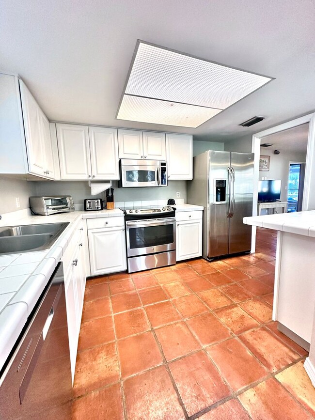 Photo - Fully furnished 2-Bedroom, 2-Bath Lakefront Cottage in Sandestin Resort available for Long Term R...