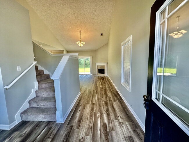 Photo - Fantastic Three Bedroom Updated Home in Bluffton!