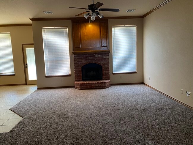 Living Room - 8420 NW 106th St