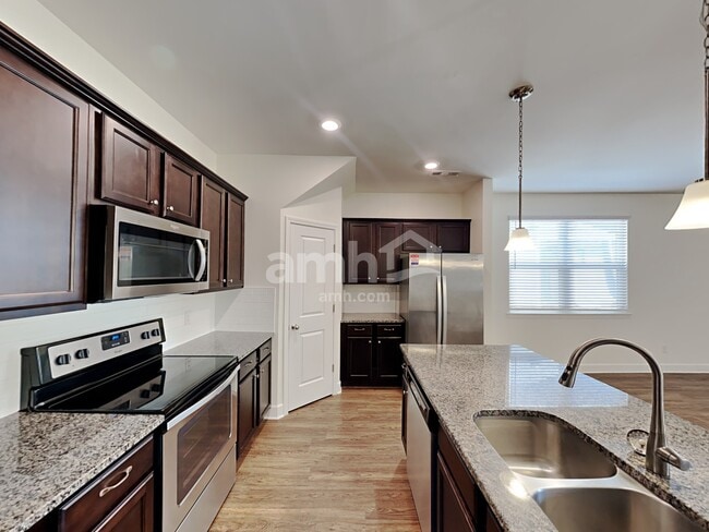 Photo - 5072 Trailwater Dr